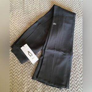 ALO Yoga - High-Waist Zip It Flare Legging